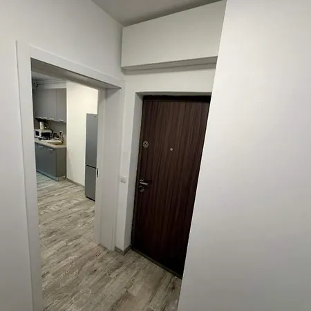 Spacious Downtown By Managr * Μπρασόβ