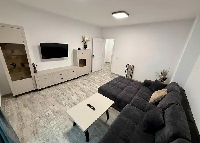 Spacious Downtown By Managr Apartment