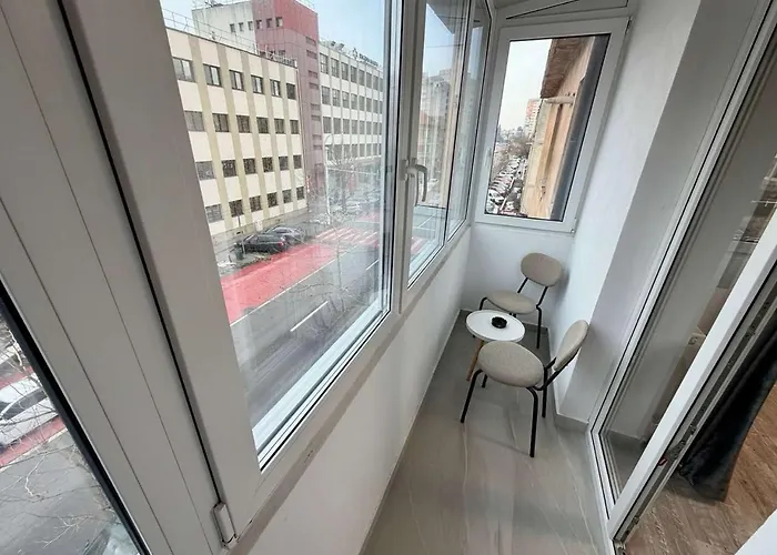 Spacious Downtown By Managr Apartment